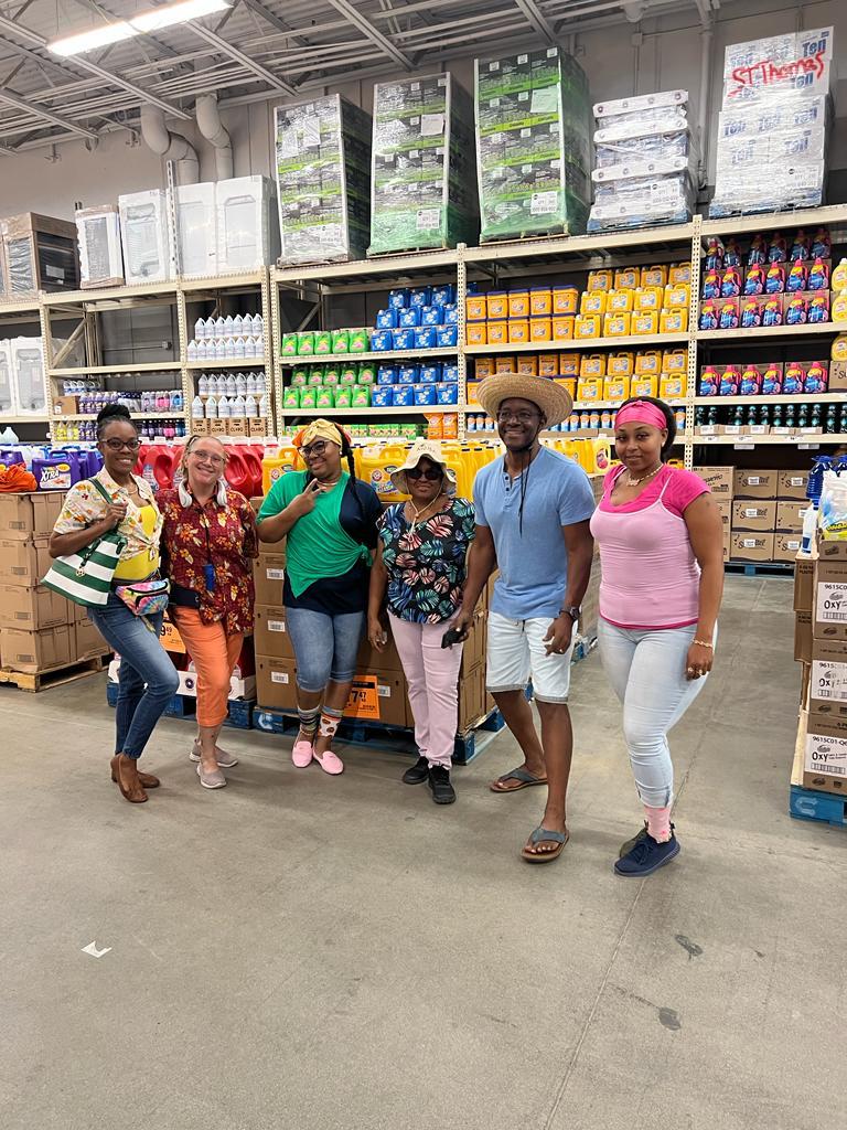 Tacky Tourist Day @ #8201
<a href="/DestinThompson2/">Destin Thompson</a> <a href="/wcork19/">Warren Cork</a> <a href="/Erika_AR_HD/">Erika De Jesus</a>