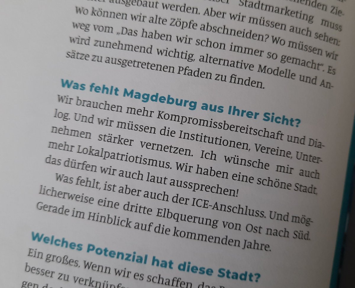 SadMagdeburg's tweet photo. Erinnert ihr euch noch wie die OB der @Ottostadt, Simone Borris sagte, dass wir uns das mit dem Radverkehr leider nicht leisten können? Tja, ein paar hundert Millionen für eine Autobrücke scheinen wir zu haben. 🫠
💶💶💶+🚗=✅
💶+🚲=⛔ https://t.co/SY7g0YB1aT