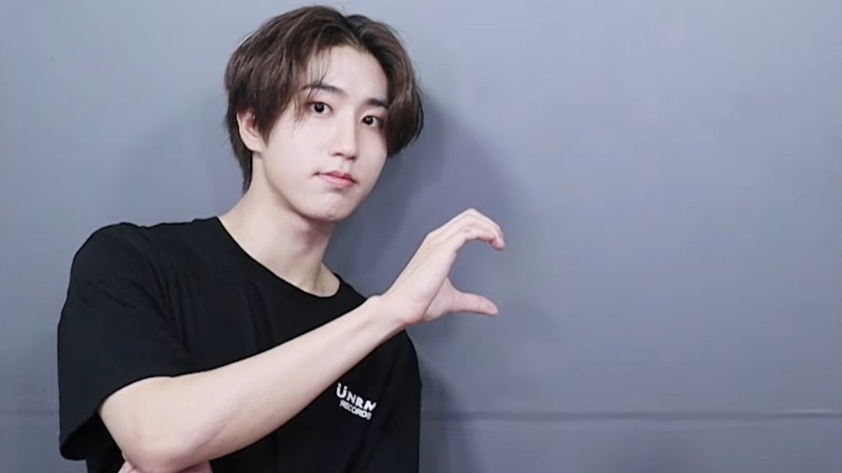 hanjiclips's tweet photo. 🩶 https://t.co/SjVmKxHoqI