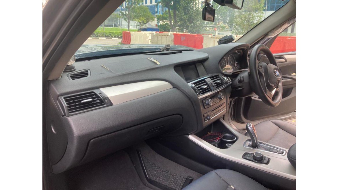 propelauto's tweet photo. Long time awaited car arrived at #PropelAuto #ScrapYard 

🔥🔥🔥BMW X3 F25 X3 2.0.2013'🔥🔥🔥

Come n Grab Spares for your car now👇😎🛒

#BMW #SG #X3F25 #F25SpareParts #X3Spares #BMWSParePartShop #Singapore #ScrapCar #GenuineParts #QuaranteedItems #SalvagParts #X3SalvageParts https://t.co/czgsZlVkEQ
