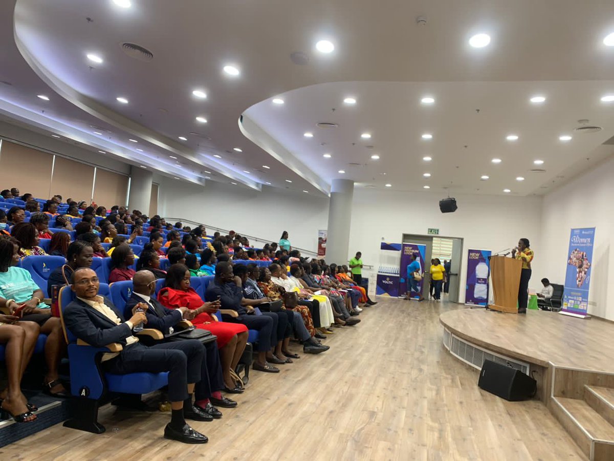 boampongprince's tweet photo. @loftymugo great meeting u, it will be great to speak to our youth community and women led businesses. We currently have about 3000 women led businesses in our community from 34 African countries.  Our recent event in Africa Trade House Accra Ghana. 25th July 2023. https://t.co/z6hAVi1Cif