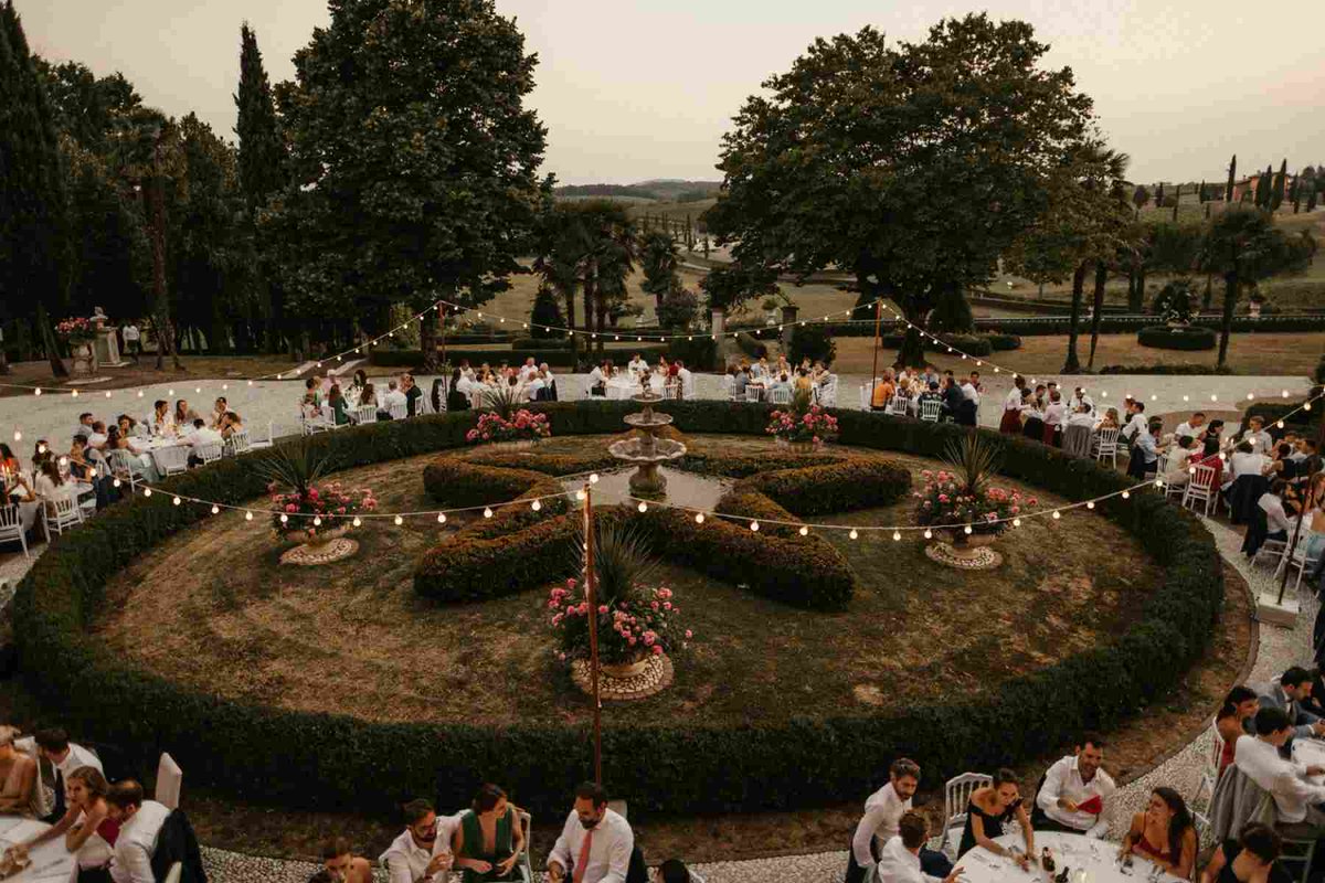 weddings_map's tweet photo. We are a sunset over the hills and a glass of good wine. We are that special moment you don’t want to forget and romanticism is in our nature.
#weddingsmap #weddingplanner #engaged https://t.co/Nnt10ZTcXA