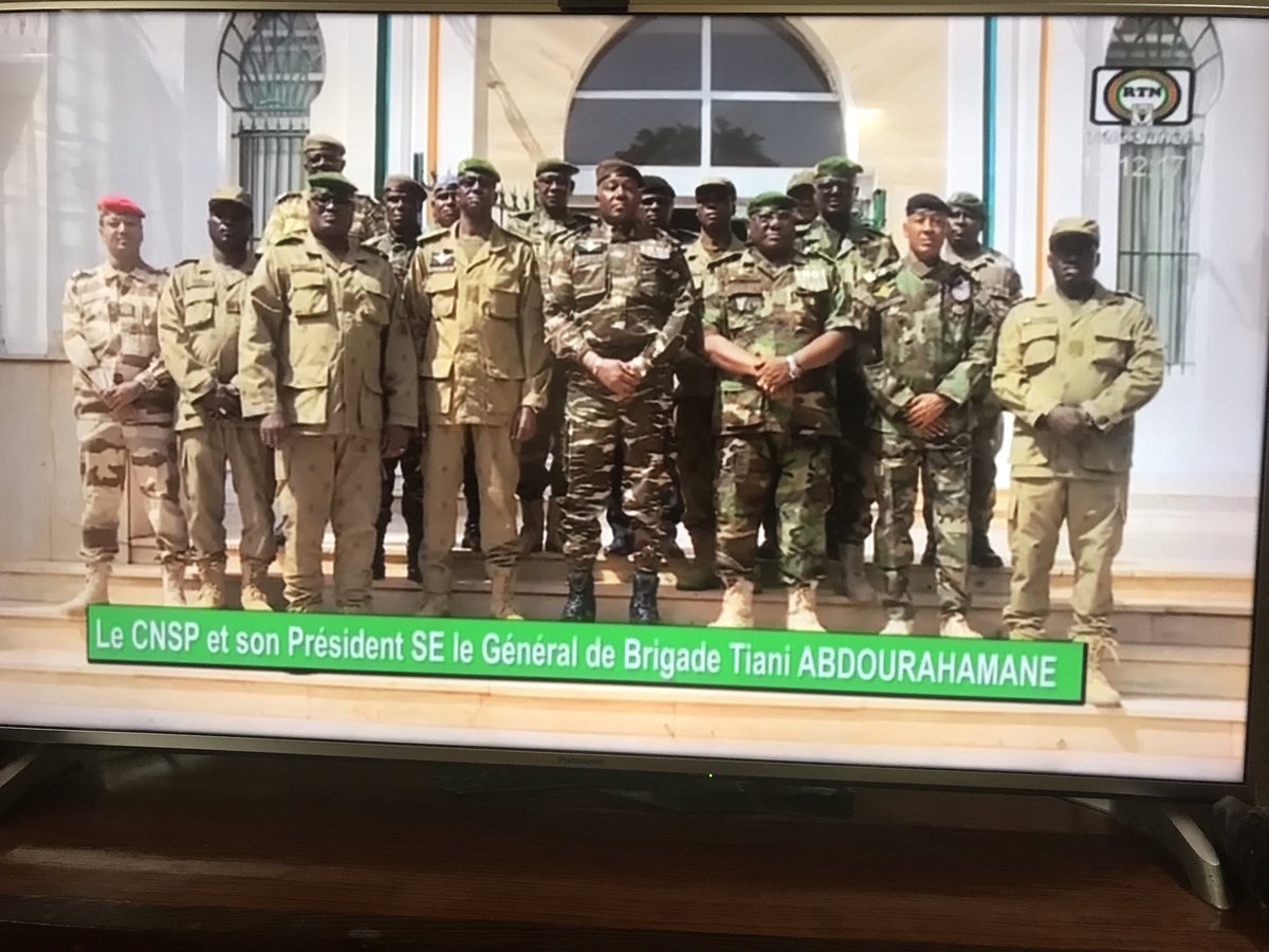 noahjeanj's tweet photo. 🚨Coup d’état au Niger 🇳🇪
La nouvelle équipe dirigeante du pays est connue:
Le Président du conseil national pour la Sauvegarde de la Patrie est SE le Général de Brigade Tiani Abdourahamane.
Vive la transaction nigérienne ✊ https://t.co/AiXccRBjPu