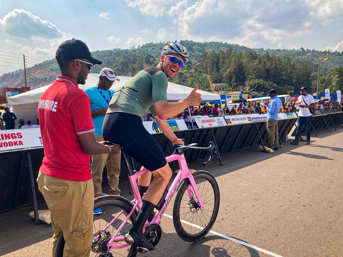 Classified Cycling tweet media