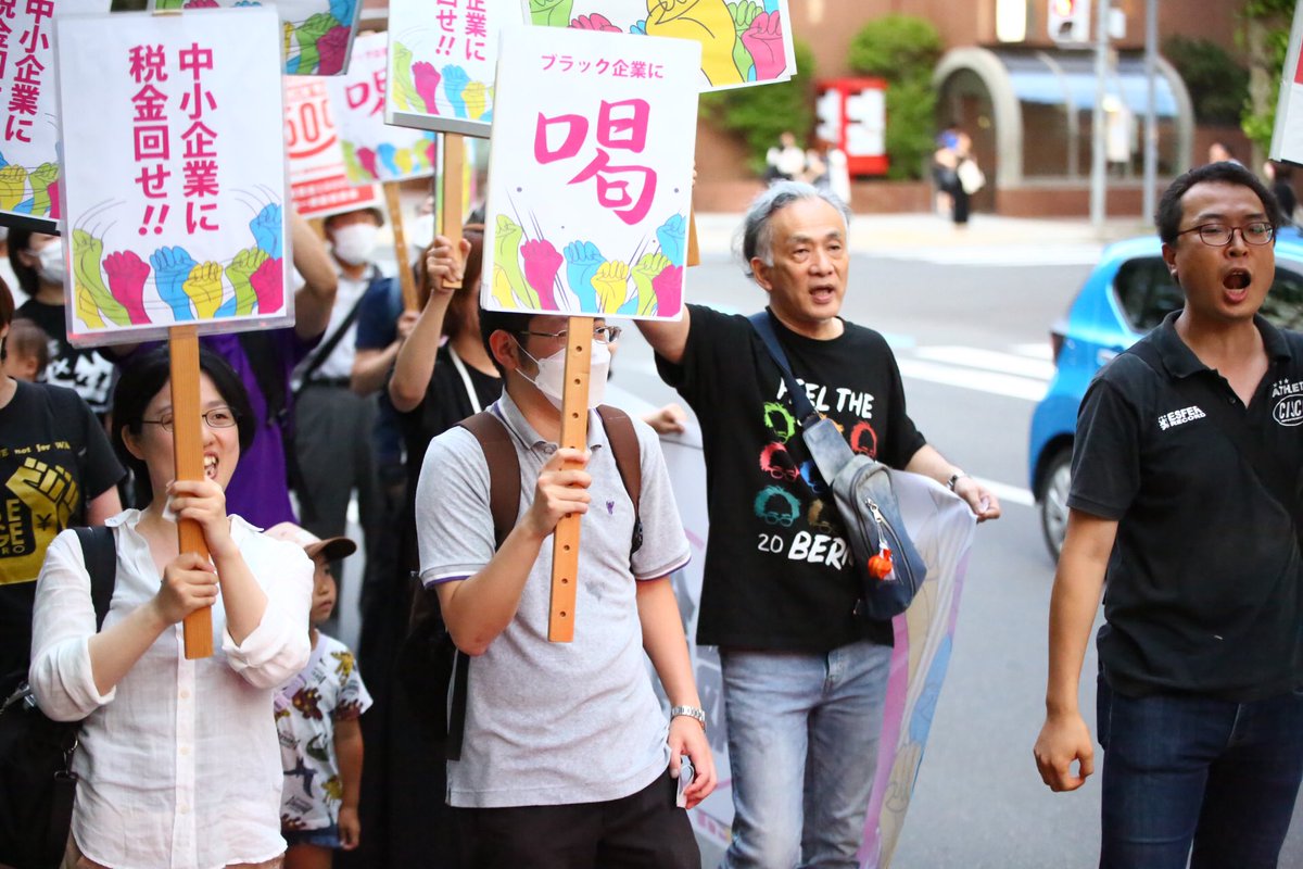 sunaf_kin_R's tweet photo. 今日の札幌は花火大会とビアガーデンのお客さんで賑わいました。 https://t.co/R9h776lhFB