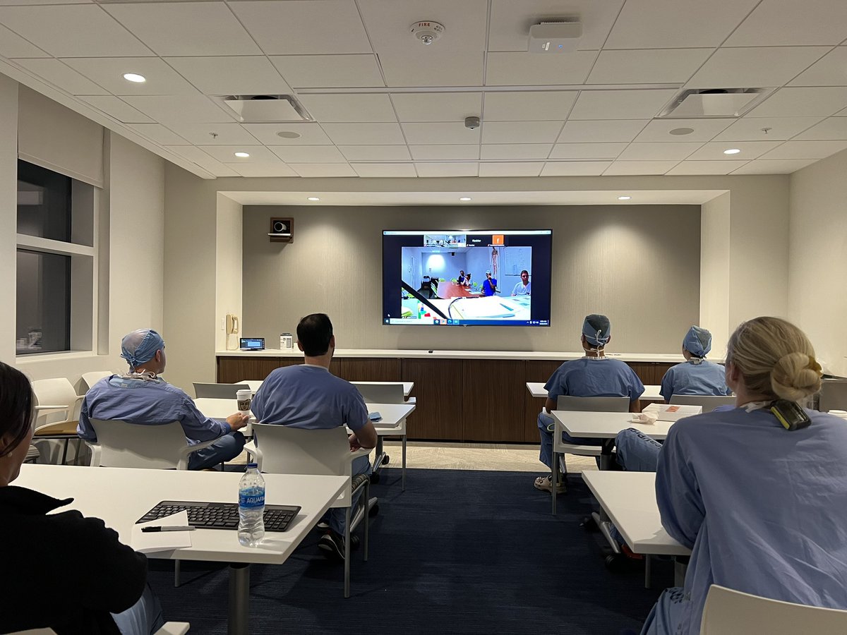 Our first monthly 🫁 transplant clinical case conference between colleagues @mayojaxanes , @HopitalFoch , and @HMLannelongue - a new and excellent transatlantic program to advance trainee education and institutional collaboration!