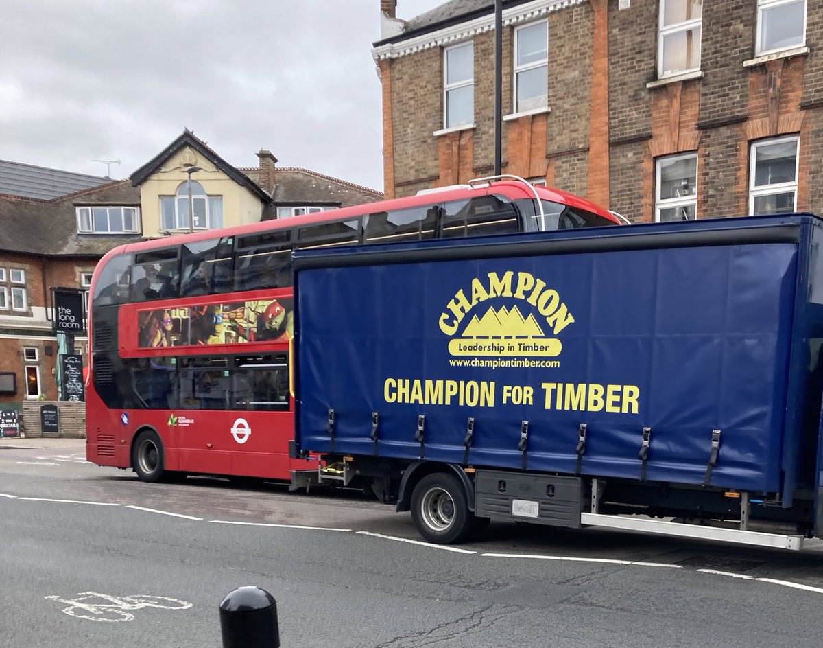 TaM_BaW's tweet photo. Spotted in #Tooting. Can’t believe Dulwich are paying for a rival #timber merchant to drive round our patch, following our @AllowayTimber announcement earlier. Trying to spark #TimberWars
Champion? Runners-up, more like. https://t.co/SirTT33I84