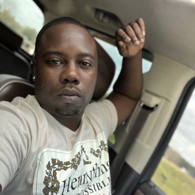 slangmywayne2x's tweet photo. #NewProfilePic https://t.co/YYd5R1U2ZO
