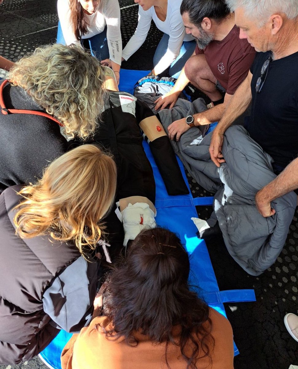 RuthLeeLtd's tweet photo. 👋 Hey @HANTSAR @TS_Jack_Petchey @OutreachRescue @MarineMedicalSo you made it into our #FridayFavouritePhotos pic! Thank you for sharing your pics from training with us ❤️ https://t.co/CxvOZ70ysX