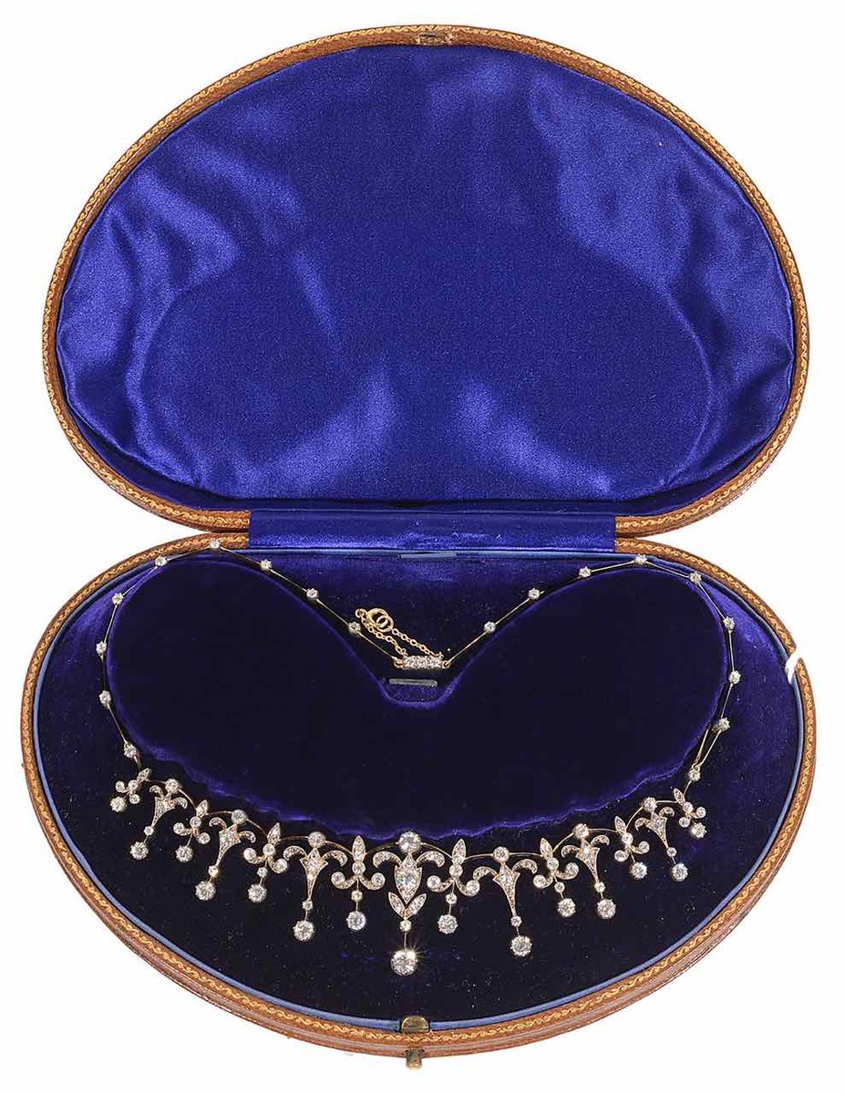 CSouthonAuction's tweet photo. FREE JEWELLERY VALUATION DAY 💍👑

DATE: 2nd August 
WHERE: Chislehurst Business Centre!!
WHEN: 10:00-4:00pm

Book now and receive a free valuation: 
020 8468 1010 | info@catherinesouthon.co.uk

Scroll through to see some of the fabulous items we have sold over the years! https://t.co/UxPhhVNt5k