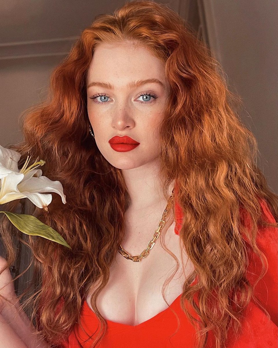 B3lfastB1tch's tweet photo. Closed starter for @SAMCROSavage 

When I see you, I admit I start to lose my grip and all of my cool. https://t.co/75OJhkvMSm