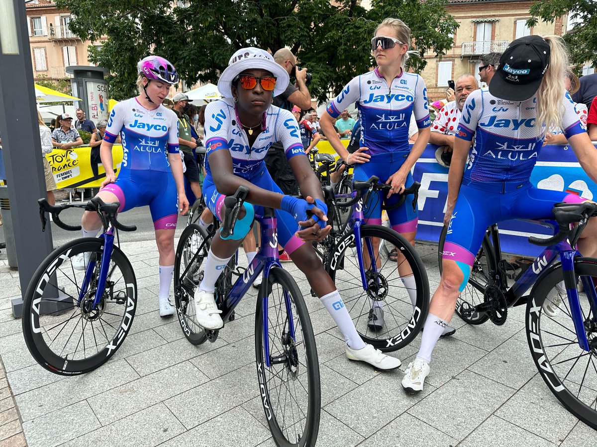 LeTourFemmes's tweet image. 📀 @GreenEDGEteam album dropping soon 

📀 @GreenEDGEteam L'album sort bientôt

#TDFF2023 #WatchTheFemmes @GoZwift