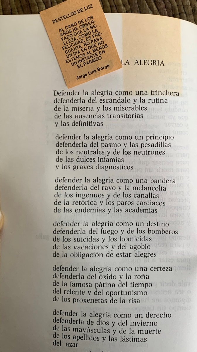 literlandweb1's tweet photo. Con B de Borges, con B de Benedetti. https://t.co/M5rZXEYB7w