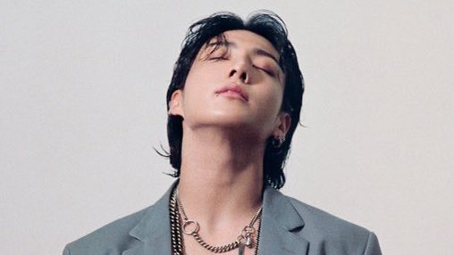 btschartsxdaily's tweet photo. 📊| Fastest songs by korean/kpop acts to surpass 200m streams on Spotify !

1. #Jungkook Seven - 14 days (NEW)
2. #BTS Butter - 20 days
3. #BTS Dynamite - 36 days
4. - 42 days
5. #BTS Permission To Dance - 45 days https://t.co/p4EuT2cIGe