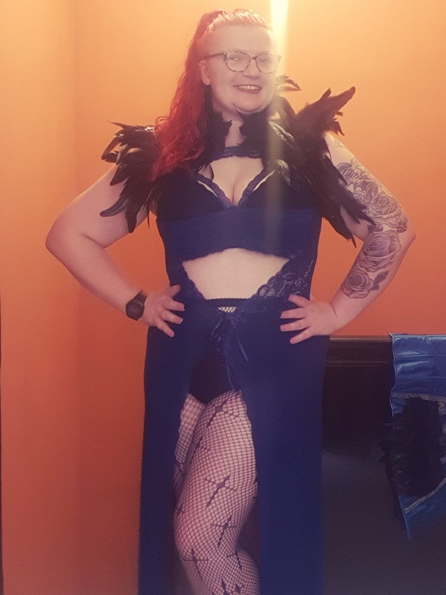 94Gameover's tweet image. Showtime!! 💃💃💃