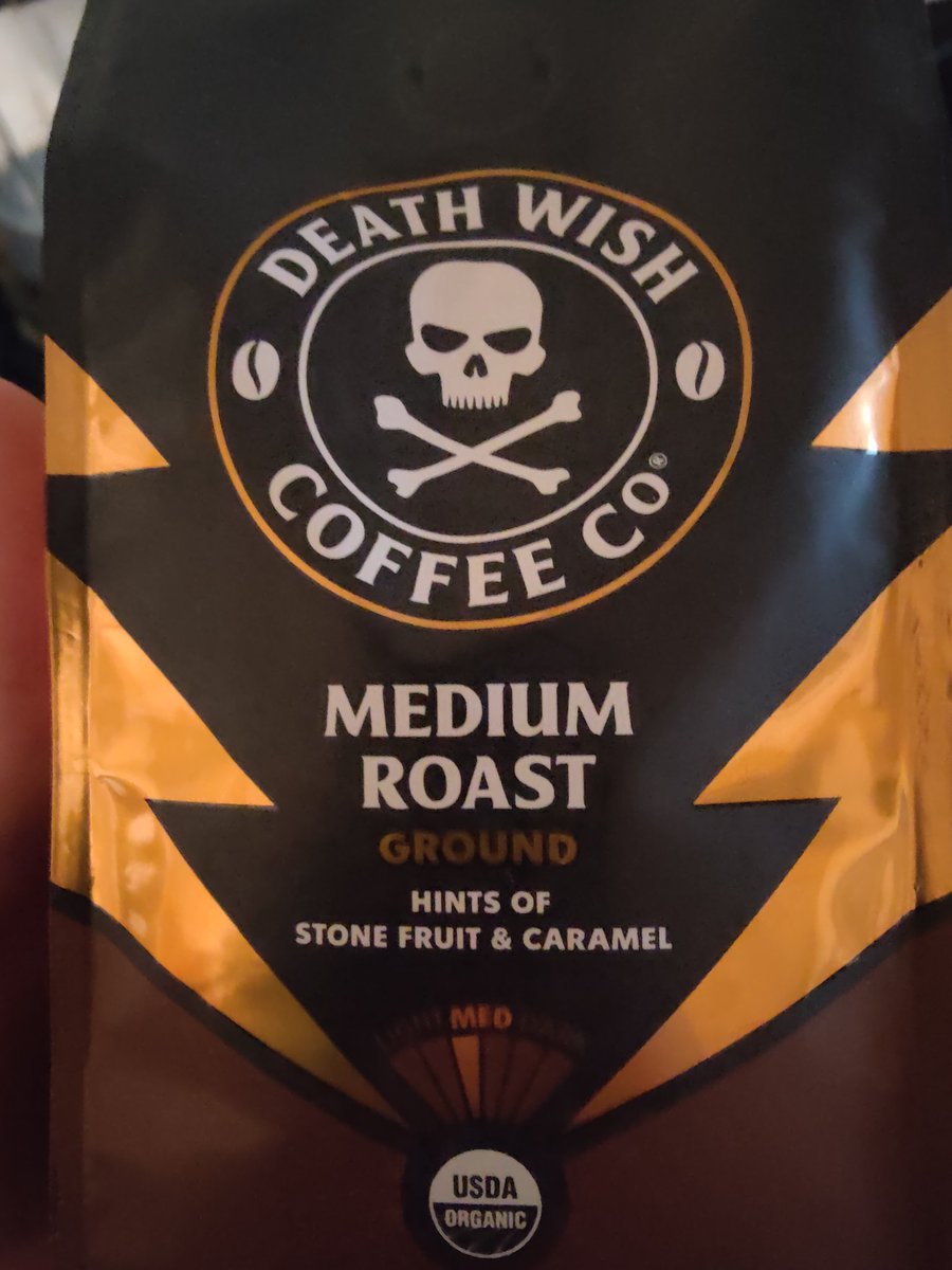 Good Morning fam, this morning's libation, milder than I expected, pretty good though, tomorrow I make it stronger to push the envelope. Enjoy this fine Friday people, cherish and appreciate you all, but especially those of different perspectives, as I believe make a community..