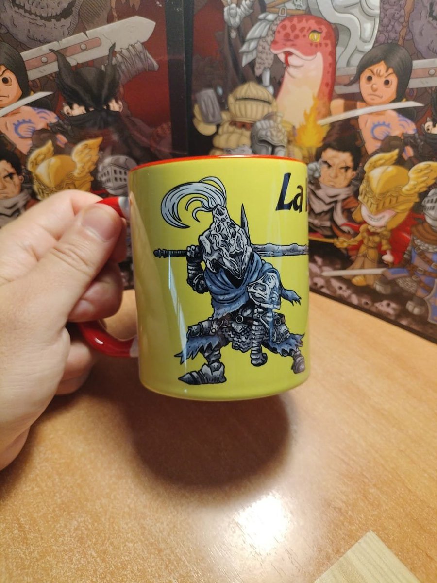 TvLurker's tweet photo. No, no es un producto de ColaCao. Es otra de esas tazas Souls q estoy guardando para ver q hago con ellas cuando saque el número 2 de "La Vida es Souls".
#DarkSouls #darksouls3 #Bloodborne #ELDENRING #fanart https://t.co/3JZFnAHQbL
