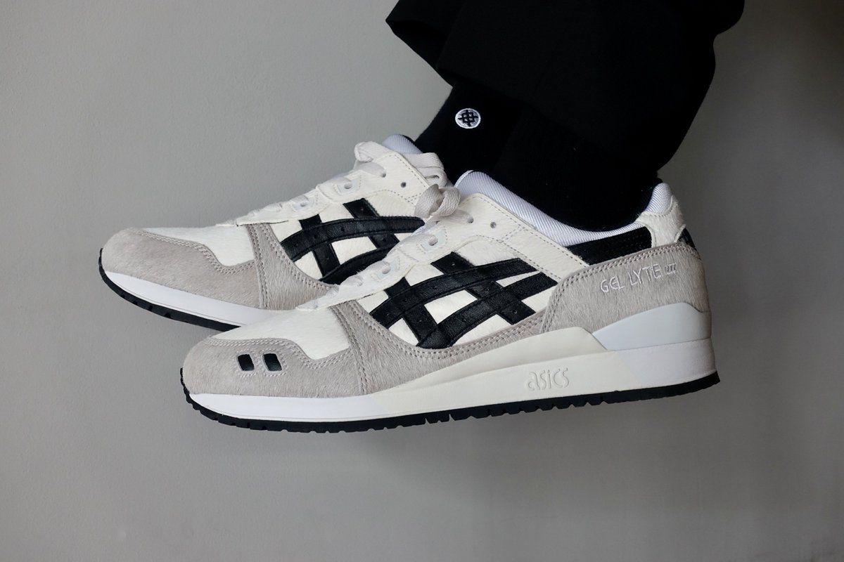 uuggii's tweet photo. 🌪️🌪️🌪️Marvel | Kith for ASICS GEL-LYTE III Remastered - Storm🌪️🌪️🌪️

#marvelxkith #kithxmarvel #kithmarvel #marvelkith  #storm #xmen #kith #ronniefieg #kithtokyo #asics #gellyte3 #gellyteiii #gellyte #ゲルライト3 #gellyte3remastered #gl3remastered 

https://t.co/F8QFgRSdlI https://t.co/e8d7FfEGeC