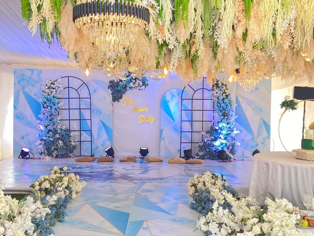 For all your event decor, choose us. Trust us to provide you with a service that will honor your event and make it memorable for your guests.