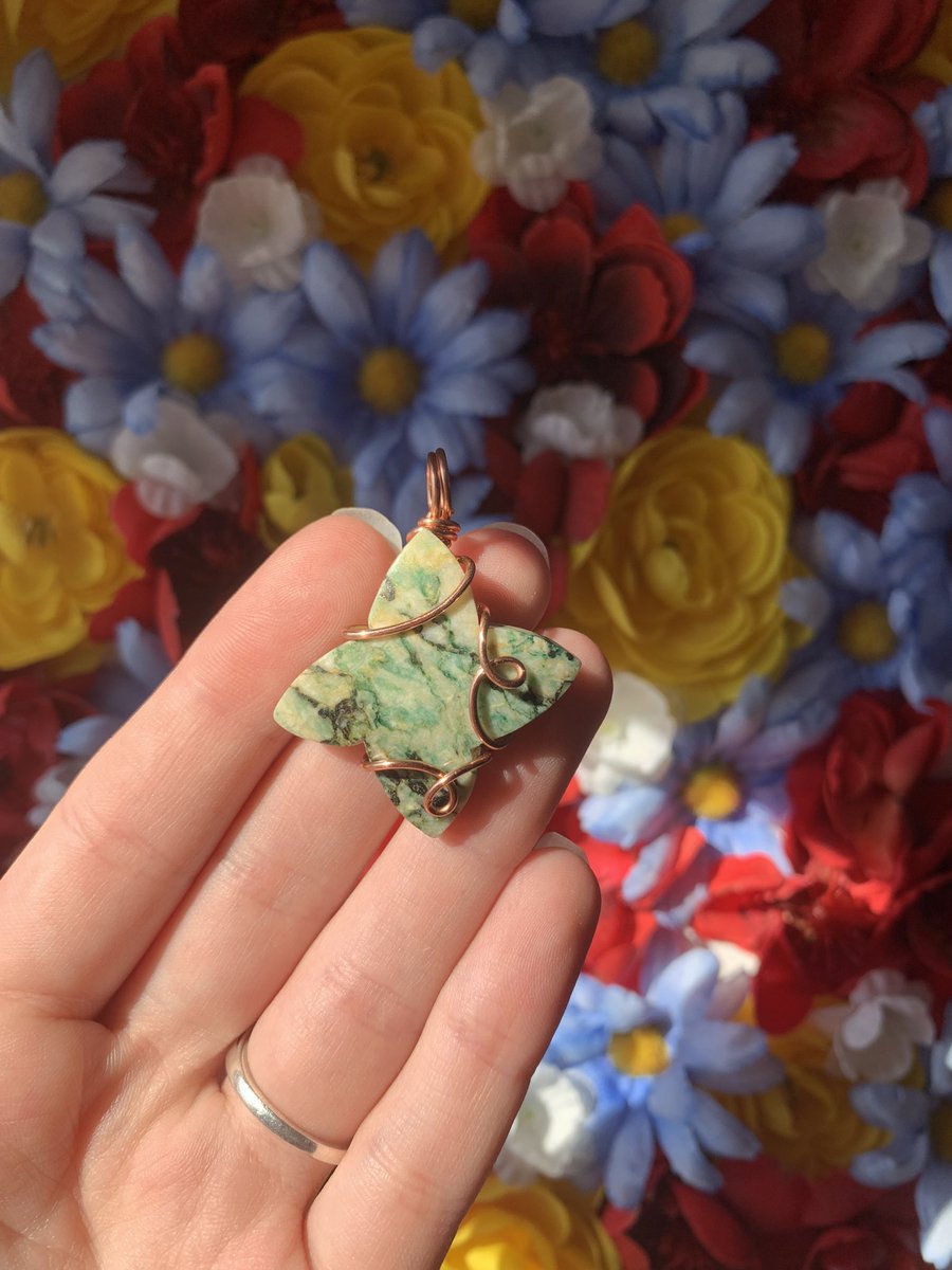 realized i never shared this pendant, its now listed!🫶🏻