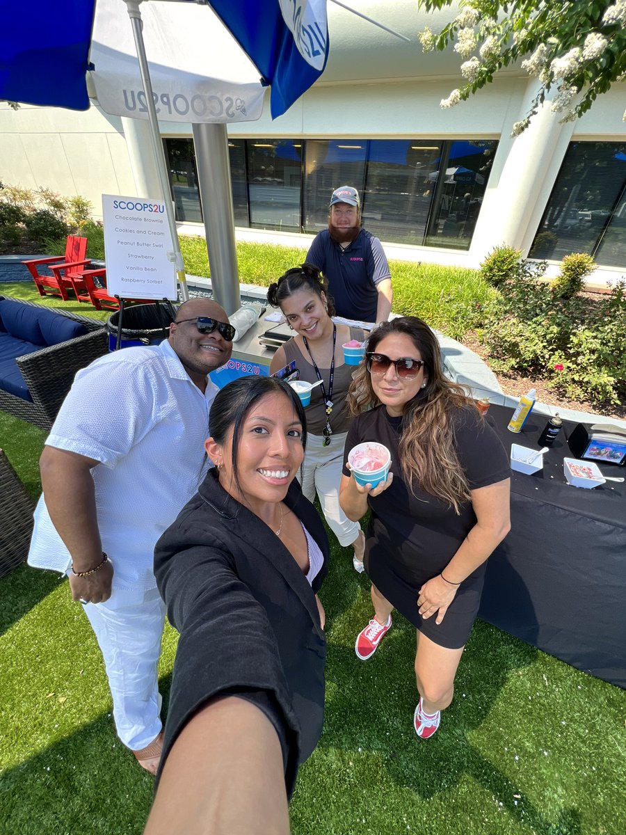 CuffandCompany's tweet photo. Perfect timing for an ice cream social at the office! #hotoutthere ☀️
#fortheloveofagents #LongAndFoster #realestate #FairfaxMosaic #trustfamilyexcellence #icecream https://t.co/VlYmN8rfLE