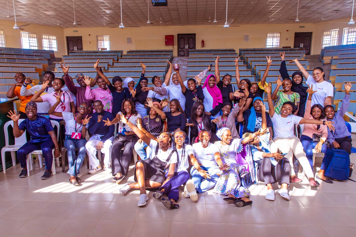 iamawwas's tweet photo. Final pictures from #thecircleuniabuja but it’s not the last of THE CIRCLE project.
We hope you’ll be a part of the next one😃

Last slide is your AWWAS Sisters signing out with love!✌🏽 https://t.co/21yuCCKVEE