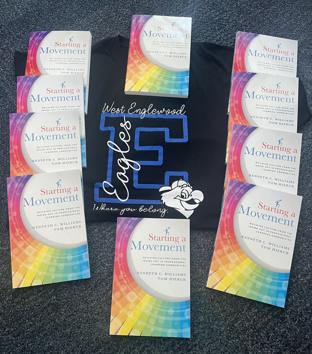 frolicknoxen's tweet photo. They arrived!! @unfoldthesoul guess what the @WEES_Eagles leadership team will be diving into during the year?!!?! #wecan #wewill (do not fret, #ruthlessequity is also on its way for the next step) #dignitydog #redkingdom 😉 https://t.co/EkGQpODv1r