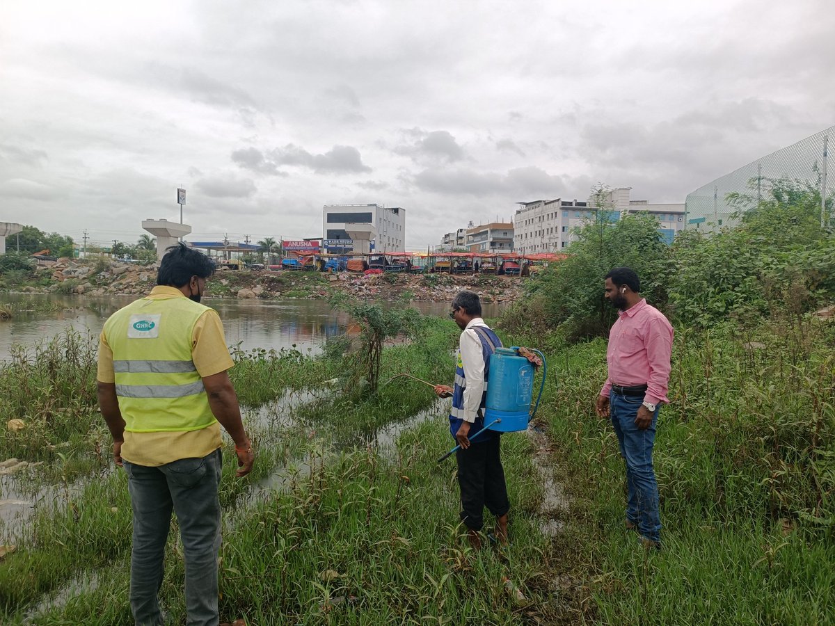 aeuppalghmc's tweet photo. @CharyVishala @dr_rambabu_a @CommissionrGHMC @GHMCOnline Anti Larval Measures done at Nallcheruvu lake Uppal https://t.co/ydyoFd4jc9