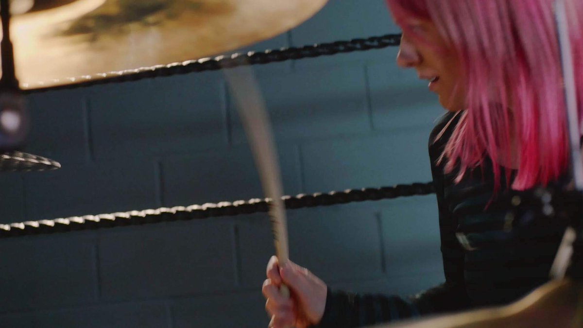 ChezzyWickWah's tweet photo. It was so much fun filming a music video in a boxing ring 🥊 

#videoshoot #musicvideo #behindthescenes https://t.co/dO7ECgxJUi