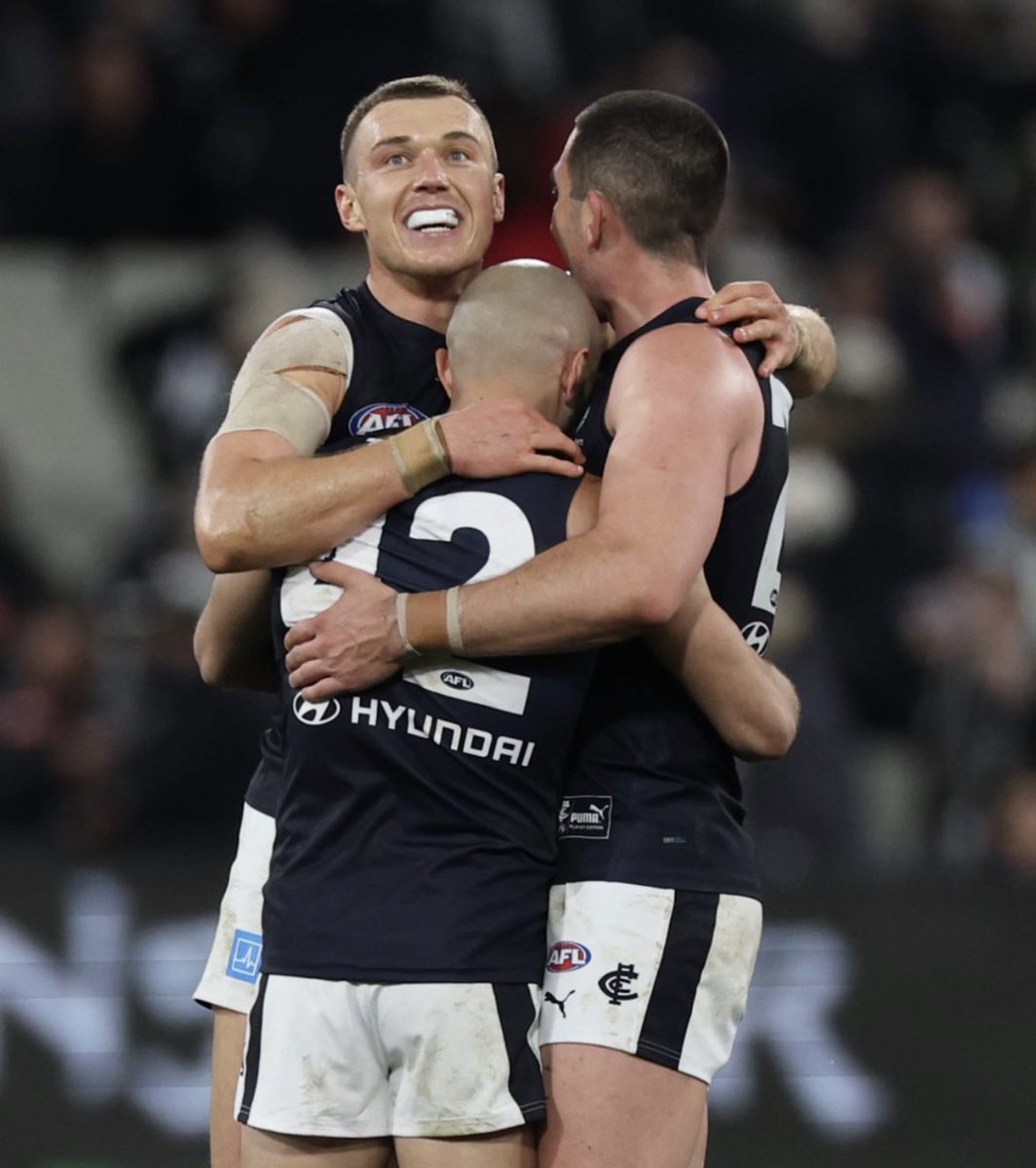 CarltonFCBlues's tweet photo. Cripps: 
game high 10 tackles 
20 touches, 10 contested @ 70% 
team high 24 pressure acts 
game high 7 clearances 
game high 3 tackles inside 50
4 inside 50s 
3 score involvements 
324 meters gained https://t.co/rGiJAWLzI2