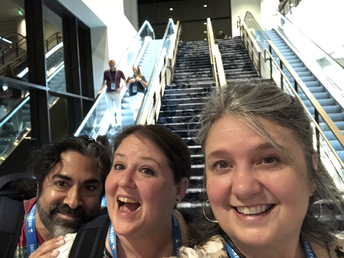 LisaApostolo's tweet photo. #MomentsAtINSTCon23 
#INSTCon23 
#makingmoments 
#canvasfam 
#txst 
Texas State University @ InstructureCon! LET’S MAKE GOOD STUFF HAPPEN! https://t.co/UGiN9eHDLb