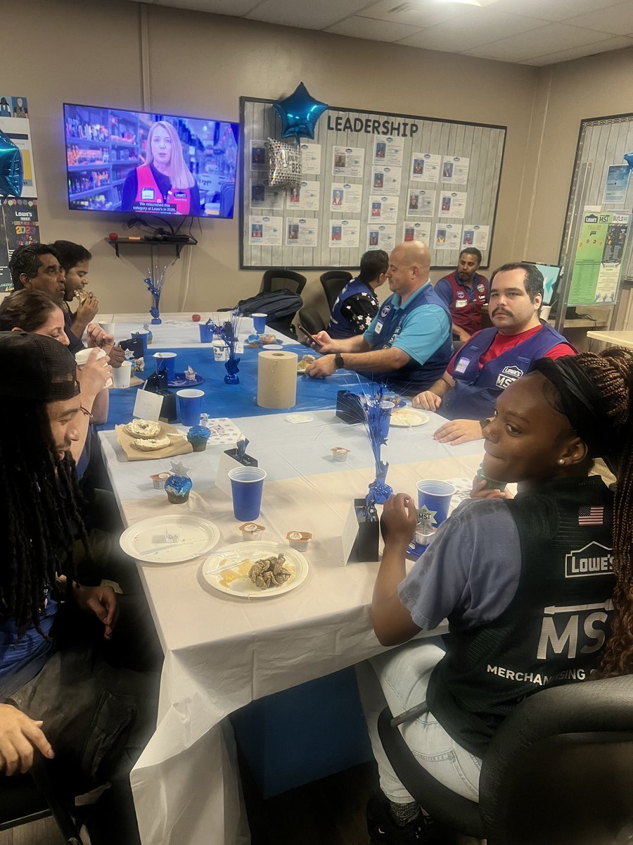 Jackie Davis tweet media