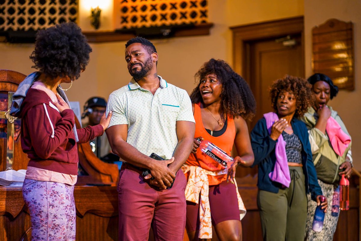 Join us TONIGHT at 8pm for one of our final shows! Can’t make it tonight? You have 2 chances left tomorrow at 2:30pm &amp; 7pm. 

Performs at the Friendship Baptist Church, 80 W Dayton St, Pasadena. Tickets at herotheatre.org/nothing-nothin…

📸: Aaron Gallegos
Costumes by Maggie Dick