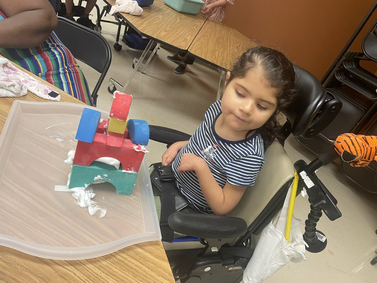 Sarah Starr tweet media