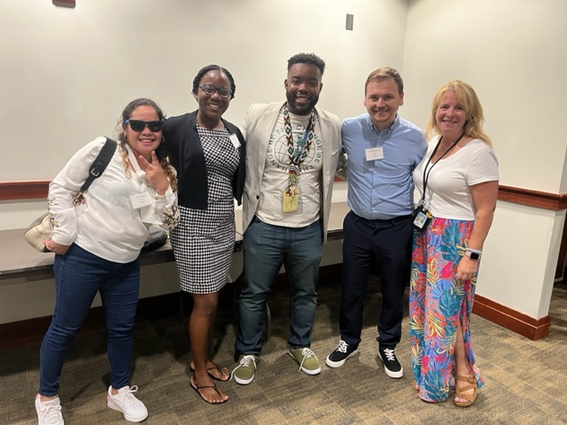 FFES_FantasticFitzies tweet media