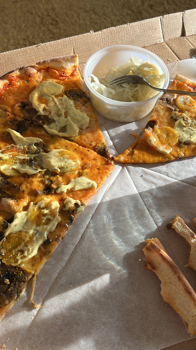 118beny's tweet photo. Banana and sauce bearnaise. https://t.co/PRsSTZRSTM