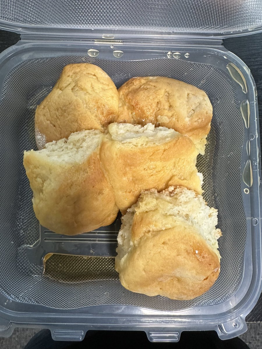 Madness3030's tweet image. Big Ass Biscuits!  It’s what’s for breakfast!  #NoneForMe
