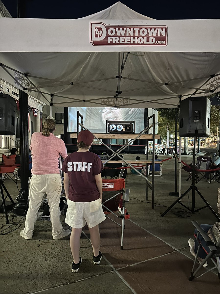 5starcafeFHS's tweet image. Today’s Culinary Internship Feature: Gianna T. A rising Senior learning Event Planning with @downtwnfreehold. Hosting community events like Movie Nights, Concerts and Festivals. She is also learning about sponsorships and  marketing. Keep it up Gianna! #eventplanning #cte #FRHSD