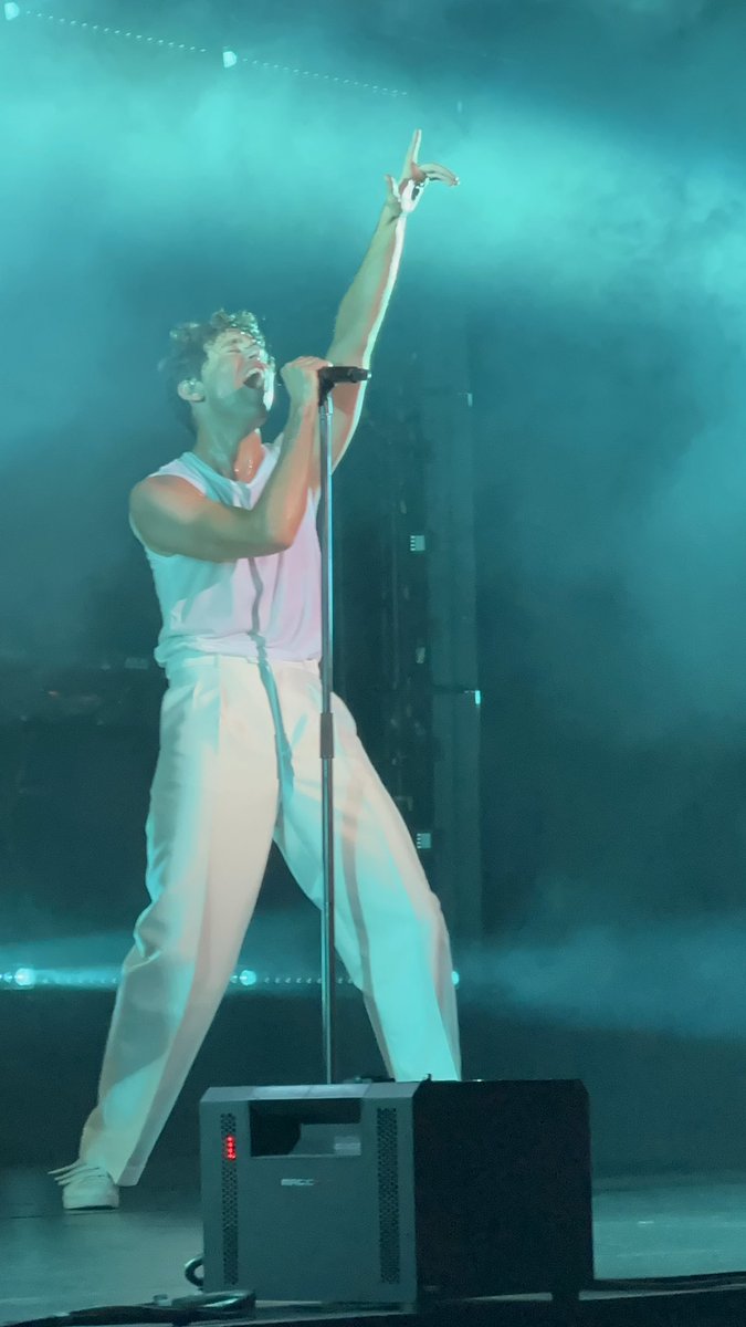 FFannys63's tweet photo. Un superbe show enclavé dans les montagnes espagnoles de Marbella 🇪🇸 
Ta puissance vocale et ton énergie débordante et communicative ont mis encore une fois tout le monde d’accord.

Merci @mikasounds 🔥🔥

@MikaFanClub 
@StarliteOcc 

#mika #mikafanclub 
#yomika #starlitefestival https://t.co/hsRYIGFDXF