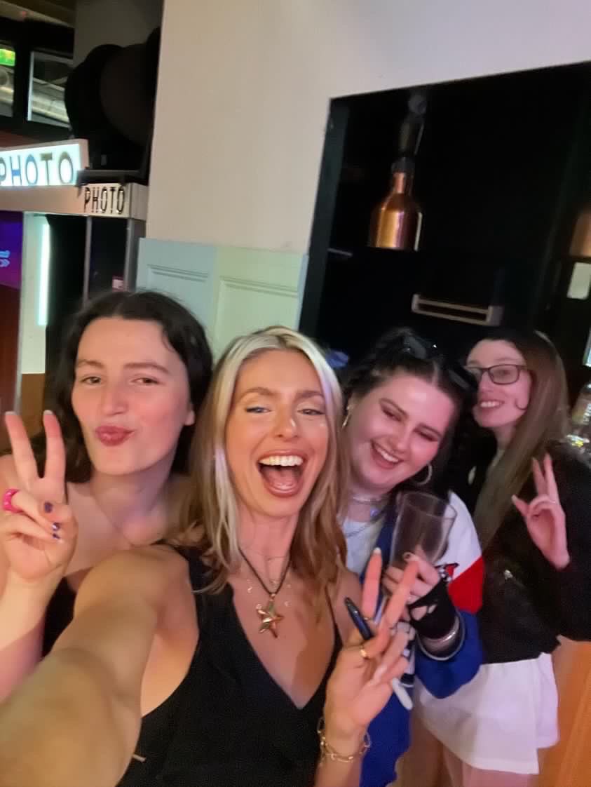 shazbow16x's tweet image. yesterday was so so special , a night to always remember ✨❤️