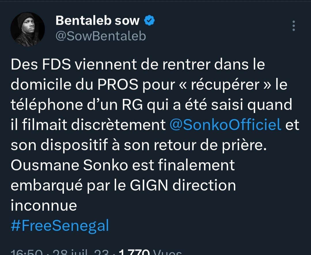 Ousmane Sonko arrêté et embarqué par des forces de l'ordre à l'instant.
#FreeSenegal