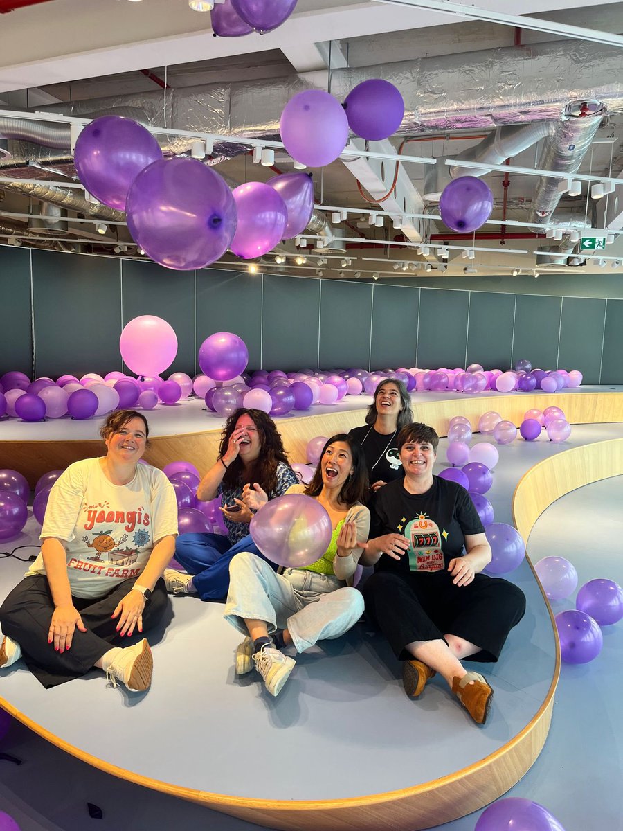 dutchie_noona71's tweet photo. Having a blast at the #BTS_EXHIBITION_SevenPhases with @LupaLuna @SoftLandingMono @MaggievdG @Calee79456392 ๐๐๐ https://t.co/efnONZuAKw