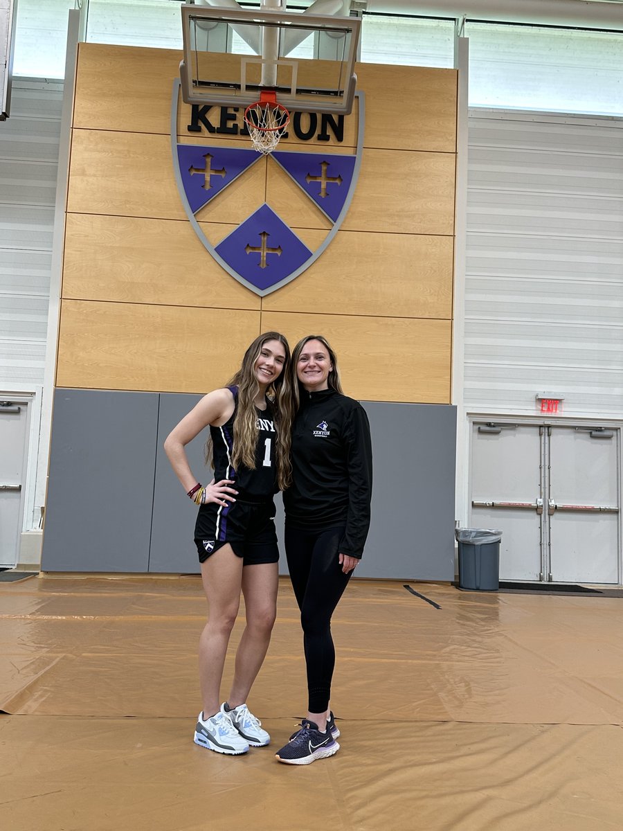 _bella_1018's tweet photo. Thanks Coach Corbett for a great visit! I really enjoyed meeting with you, hearing your vision for the team and seeing the campus. 
@marycorbett24 @JPSElite_L3 @JPSElite @tompkins https://t.co/DAmlCYGybw