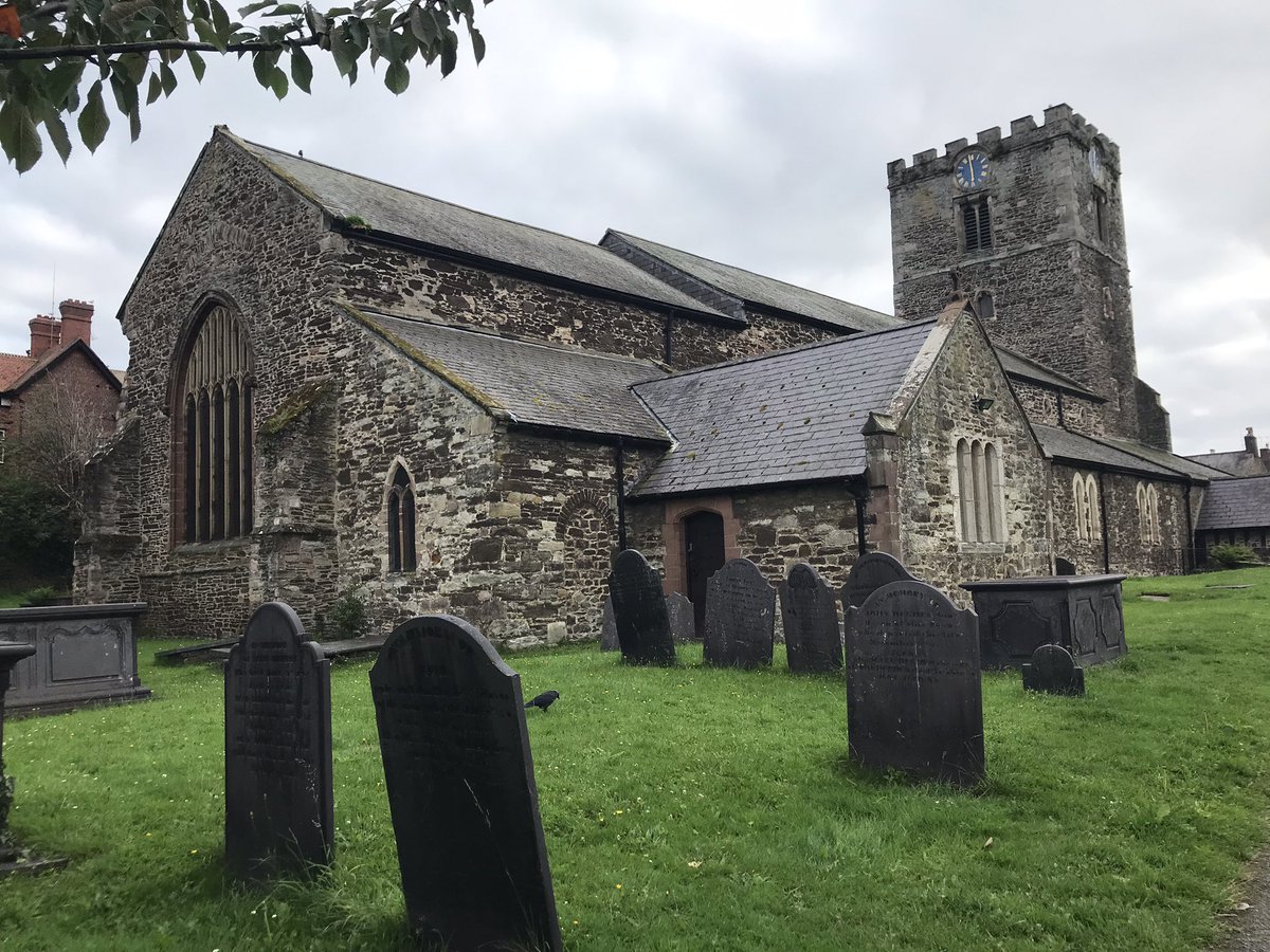 chelysviols's tweet image. Wonderful to finally bring our lovely programme ‘The Leaves be Greene’ to @conwyclassical last night, only 3 years later than planned! Beautiful music shared with a wonderful audience in a lovely place - win! Thanks to all who came, &amp;amp; to the fabulous Chris Roberts &amp;amp; team 🙏🏻🏴󠁧󠁢󠁷󠁬󠁳󠁿🎶❤️