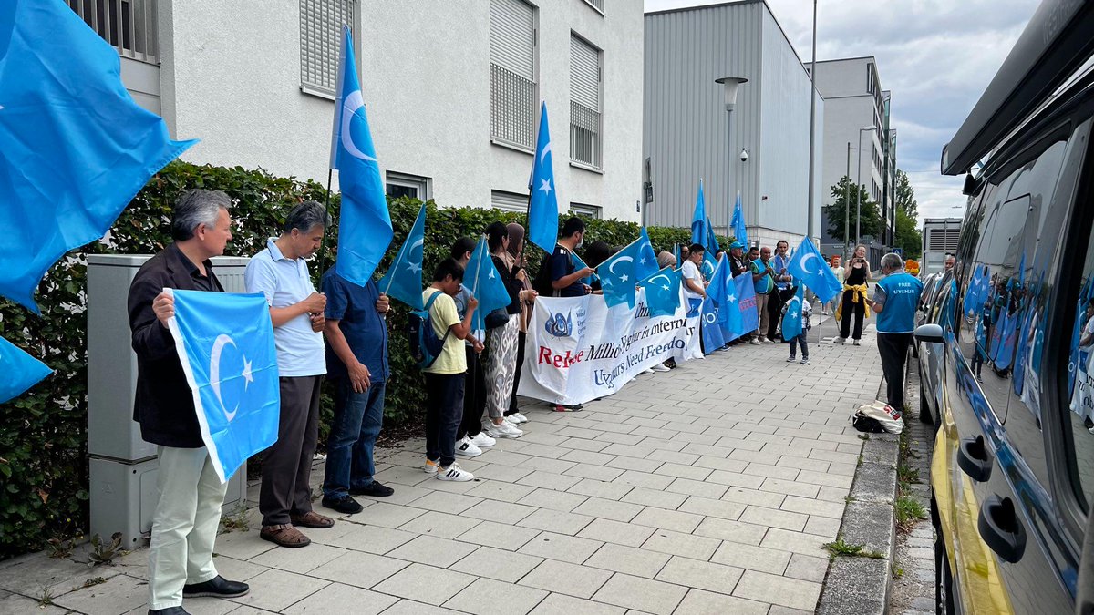 UyghurCongress's tweet photo. 📢The @UyghurCongress and the Uyghur community are protesting in Munich to commemorate the victims of the 2014 #YarkandMassacre!   Nine years ago, Chinese security forces violently suppressed a largely peaceful protest in Yarkand,  leading to the deaths of many innocent #Uyghurs. https://t.co/4DuhvxTohA