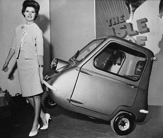 GreenHemUSA's tweet image. Flashback 💡
The Peel P50 - the smallest car in the world 1962 😯

Tangram Media Inc.
☎️ 910.603.4954  
🌎 tangrammedia.com 🌎  
#tangrammedia #tangrammedianc #webdesign #webdevelopment #socialmedia #flashback #smallestcar @TangramMedia