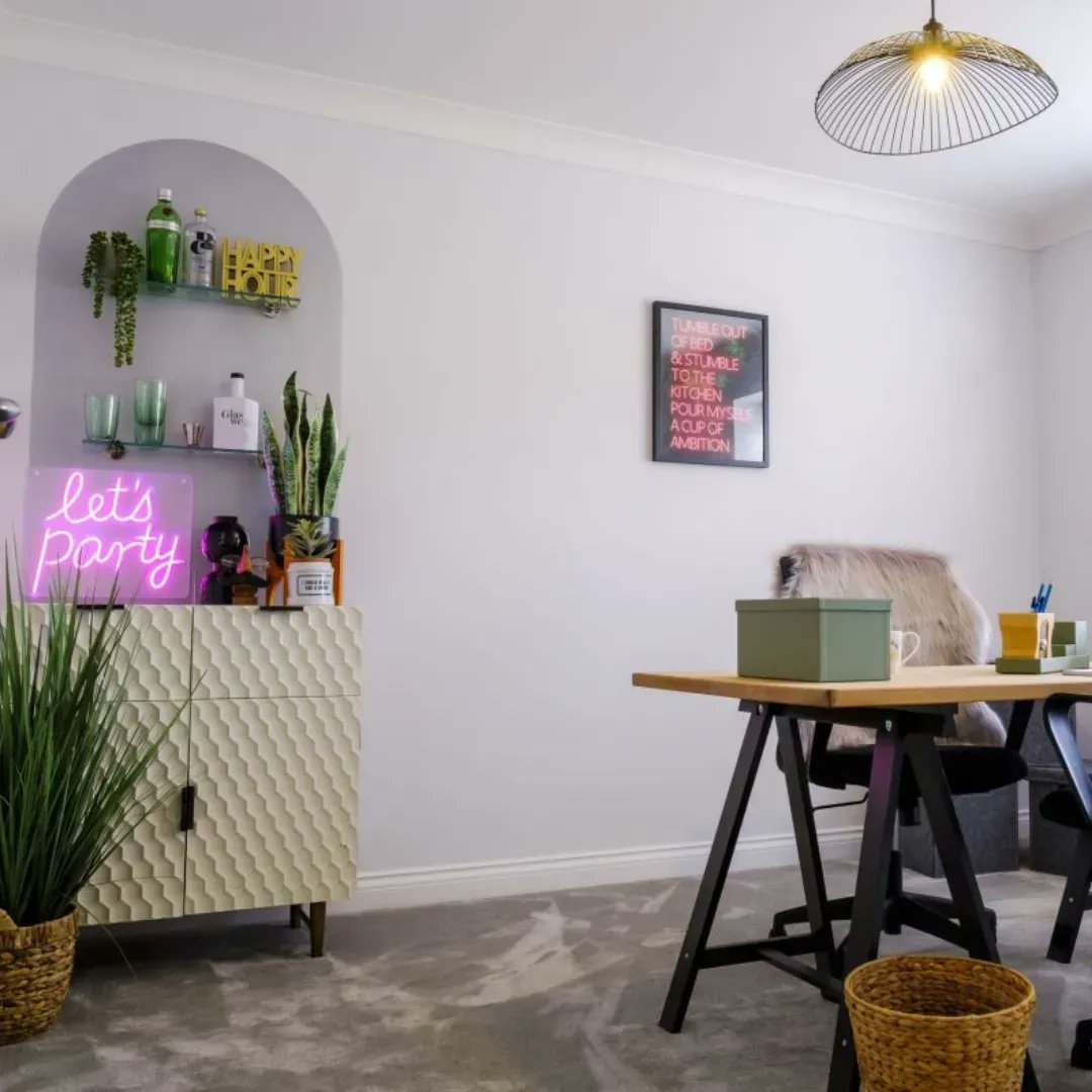 LindumHomes's tweet photo. At Manor Fields, we pride ourselves on creating homes that are designed specifically for every stage of life🏘

We have a range of properties suitable to suit your needs!

📞 Contact our Sales Office to make an appointment on 01522 437699. https://t.co/8Asn4qYlc1