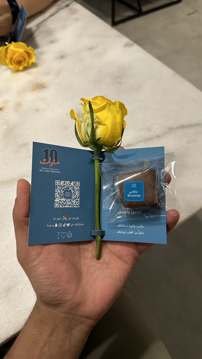 صادق كافيه ..
يحتفلون بمرور علامتهم التجاريه 10 سنوات 
مكان تبارك الله فيه جلسات داخليه وخارجيه وعرض مباريات وبارتشن كامل للعوائل ..بالاضافه اني اراهن على جودة حلوياتهم لذييييذه لاتطوفكم 😍👌
وتراهم فاتحين 24 ساعه هذا موقعهم 👇🏻❤️
maps.app.goo.gl/Ze6F8buyifrxBd…