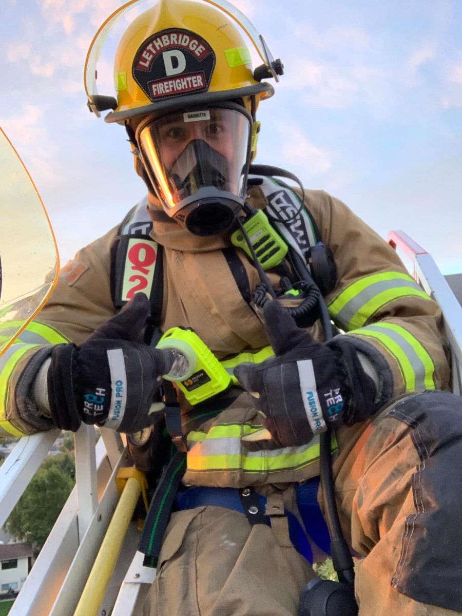IAFFLocal237's tweet photo. It is with heavy hearts that we announce the loss of our active member, Fire Fighter / Paramedic Greg Gaudette . Please keep Greg's family , friends, and fire family in your thoughts during these difficult times . 

Rest easy Brother Gaudette https://t.co/Jrp8QFTaQ8