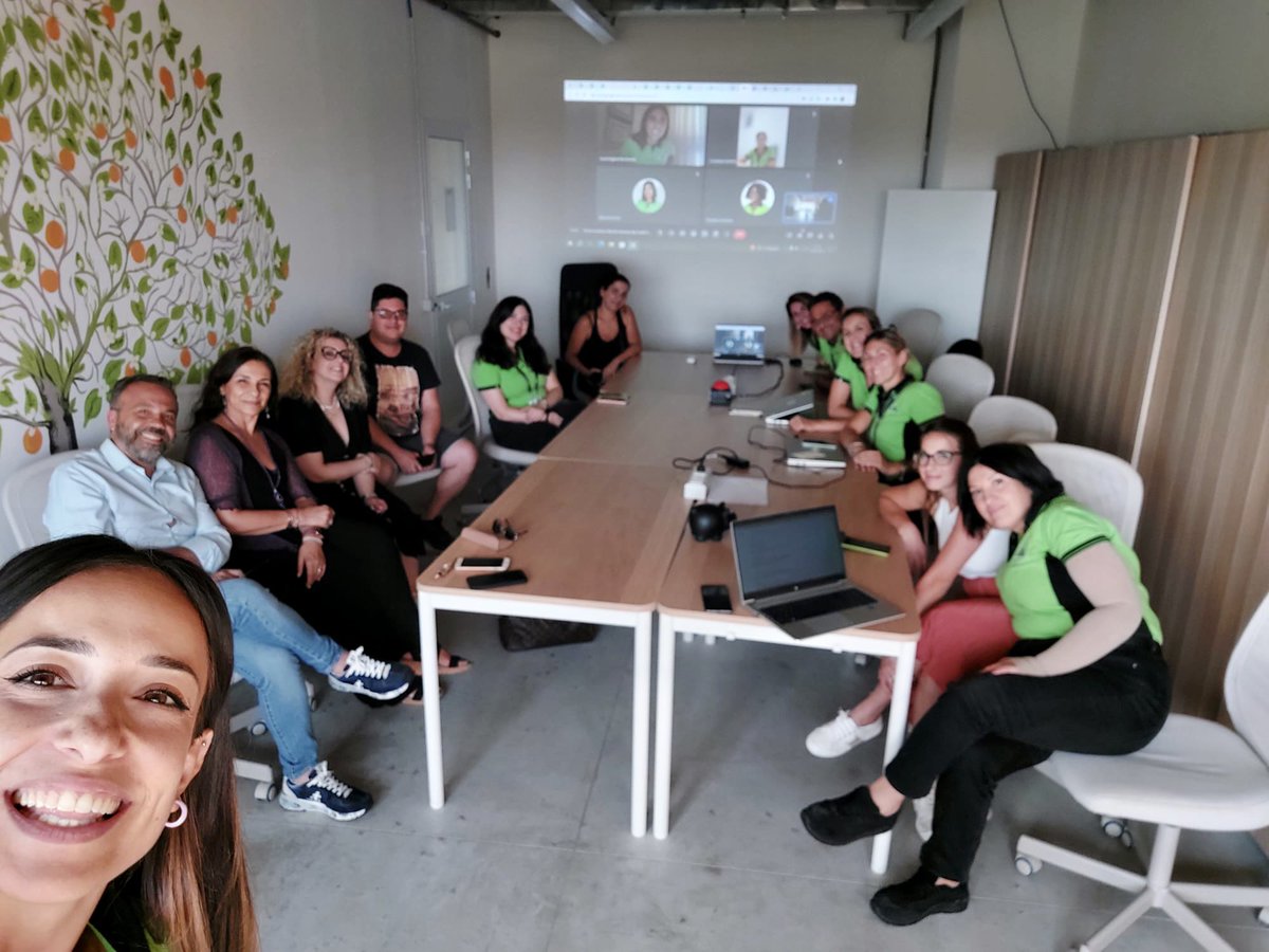 marykacoco's tweet photo. #worldcleanupday in fase di progettazione!
Ripuliamo Catania tutti insieme, restituiamo ai catanesi una zona comune da vivere!
#staytuned #workinprogress #16settembre 
@LeroyMerlinITA @ST_World https://t.co/0LaxoPj8BB